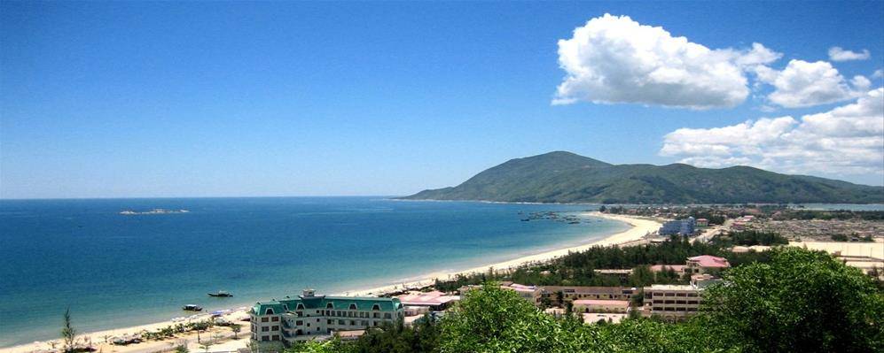 Du lịch theo tour giúp bạn tiết kiệm chi phí và thời gian